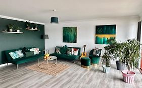 The Meadow, River View Apartment